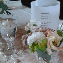Hochzeit-Tischdekoration Stil 20er Jahre